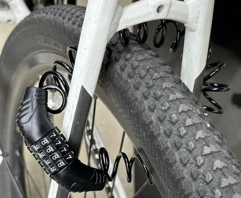 Durable Classic Helmet Lock Ch - مراجعة Chain Lock Combination وسعره